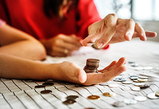 How to secure an income whilst you build your franchise